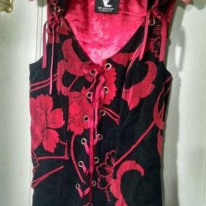 Von Lancelot corset top